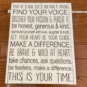 Artisssmo designs wall decor